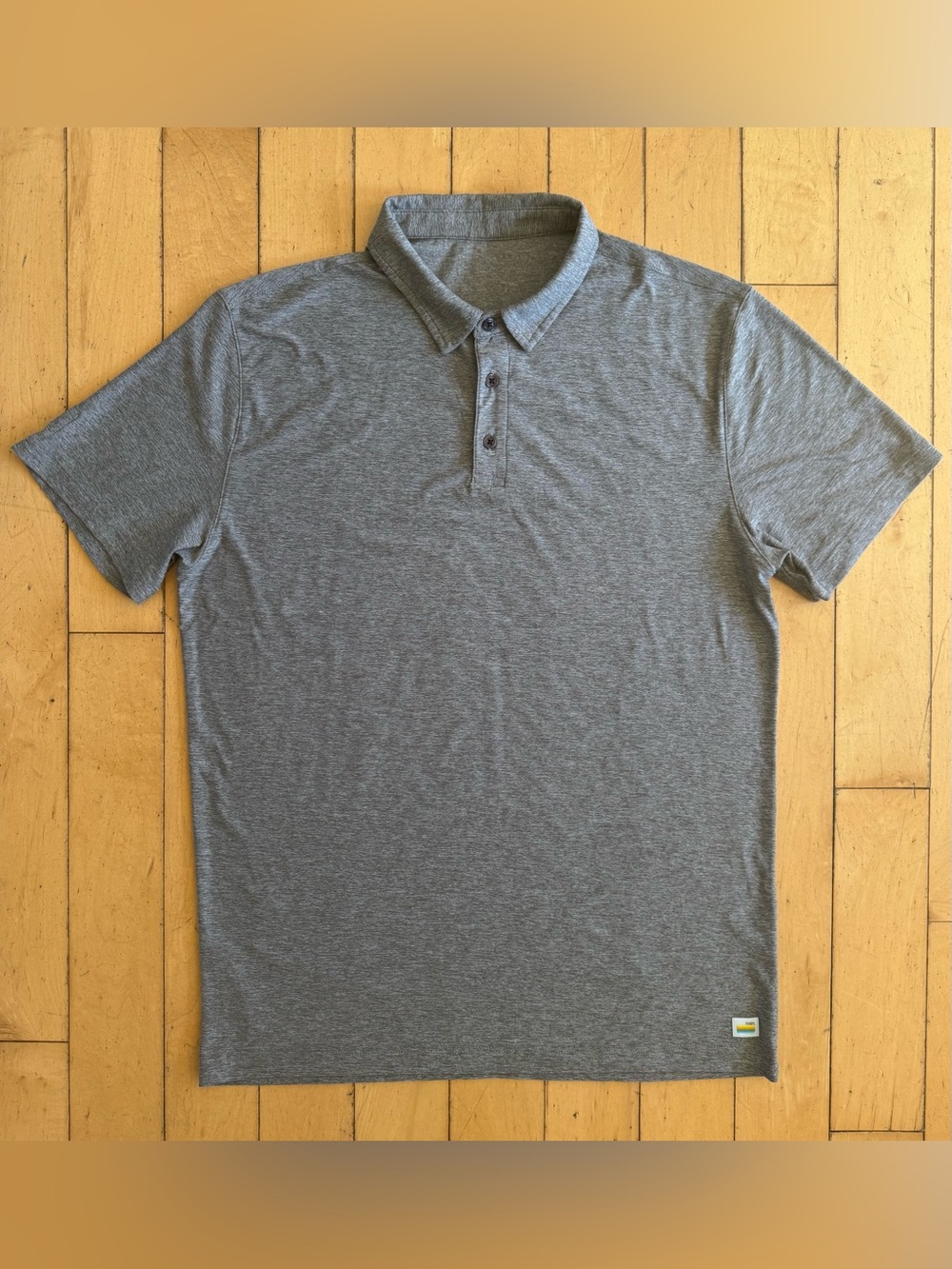 Vuori Strato Tech performance lightweight grey short sleeve polo shirt men's M